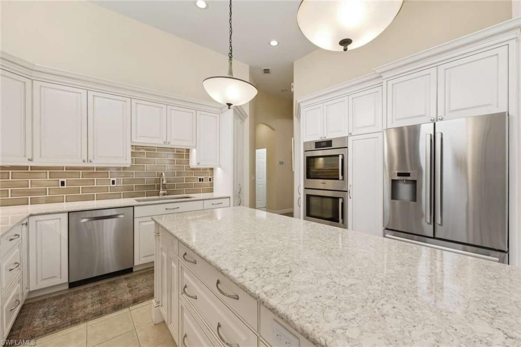 355 14th Ave Ne, Naples, FL 34120 Photo