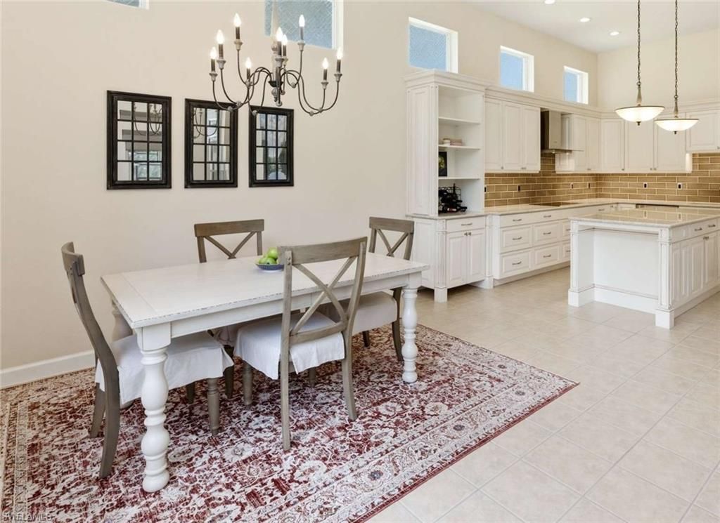 355 14th Ave Ne, Naples, FL 34120 Photo