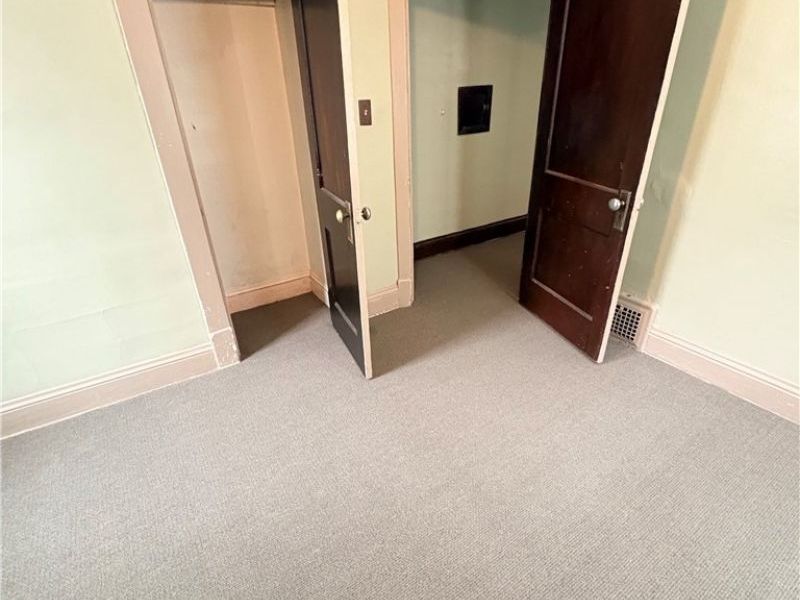 1299 W 89th Street , Cleveland, OH 44102 Photo 5