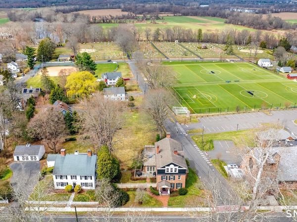 116 Main, Farmington, CT 06032