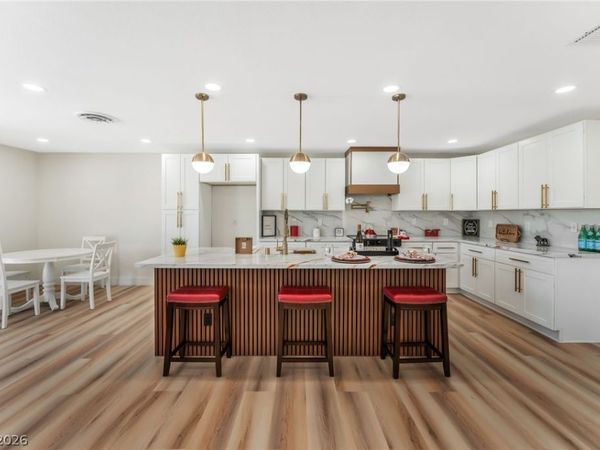 4150 Hazelcrest Drive , Las Vegas, NV 89121