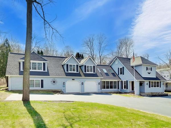 W4687 S Lakeshore DRIVE, Fontana, WI 53125