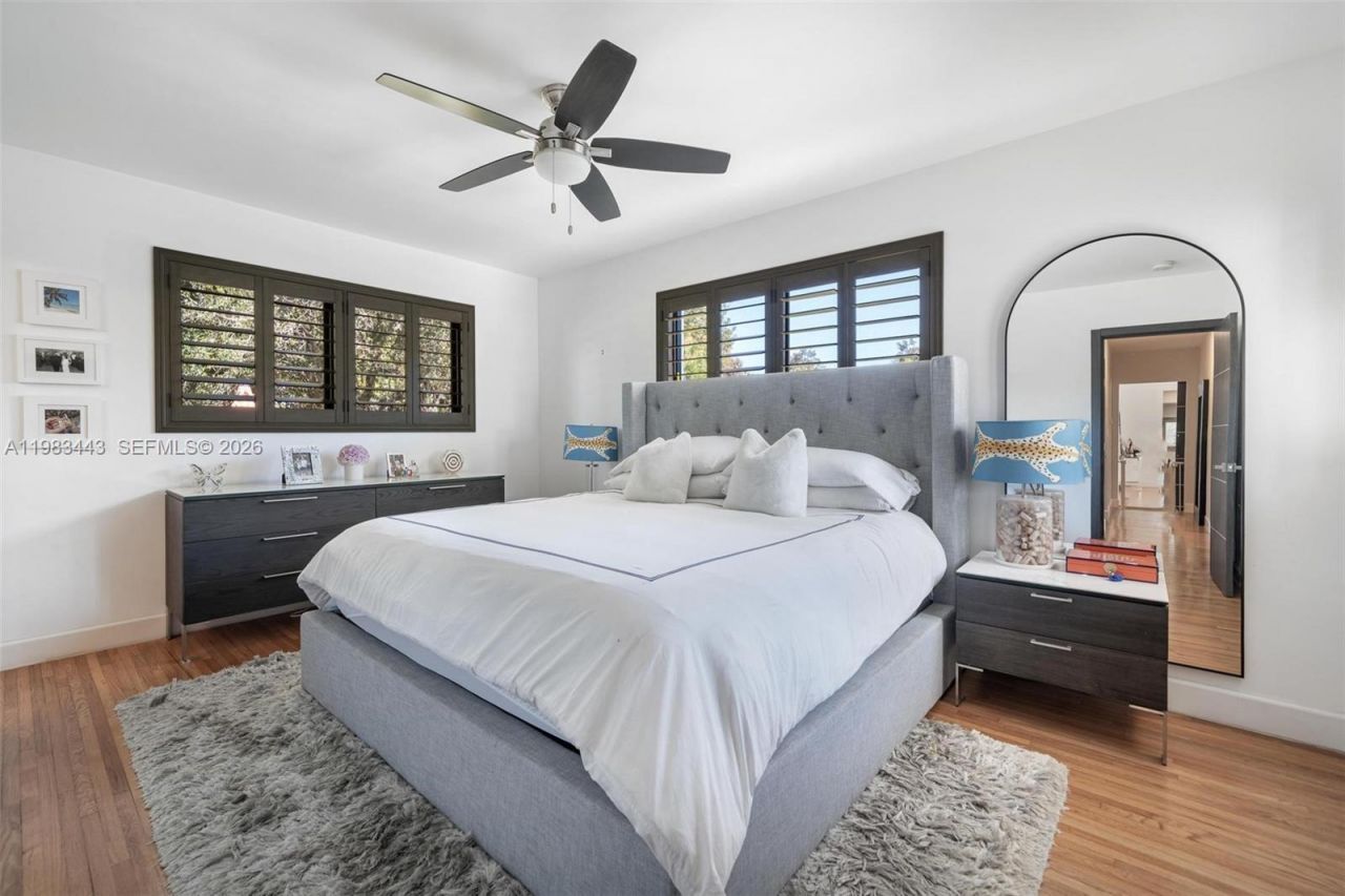 3411 Riviera Dr, Coral Gables, FL 33134 Photo