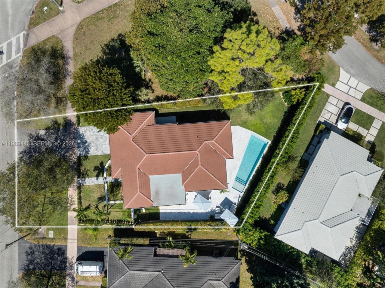 3411 Riviera Dr, Coral Gables, FL 33134 Photo