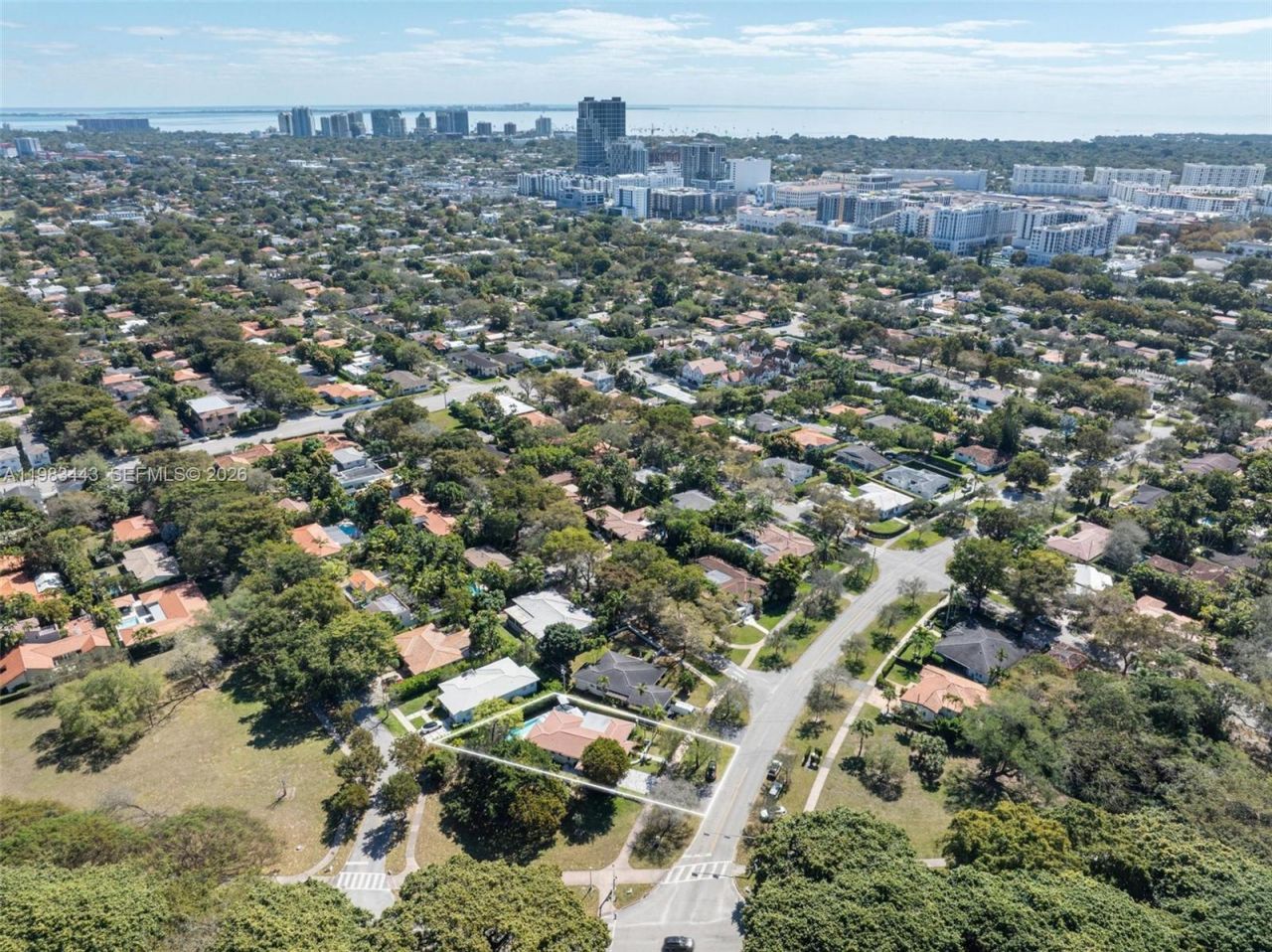 3411 Riviera Dr, Coral Gables, FL 33134 Photo