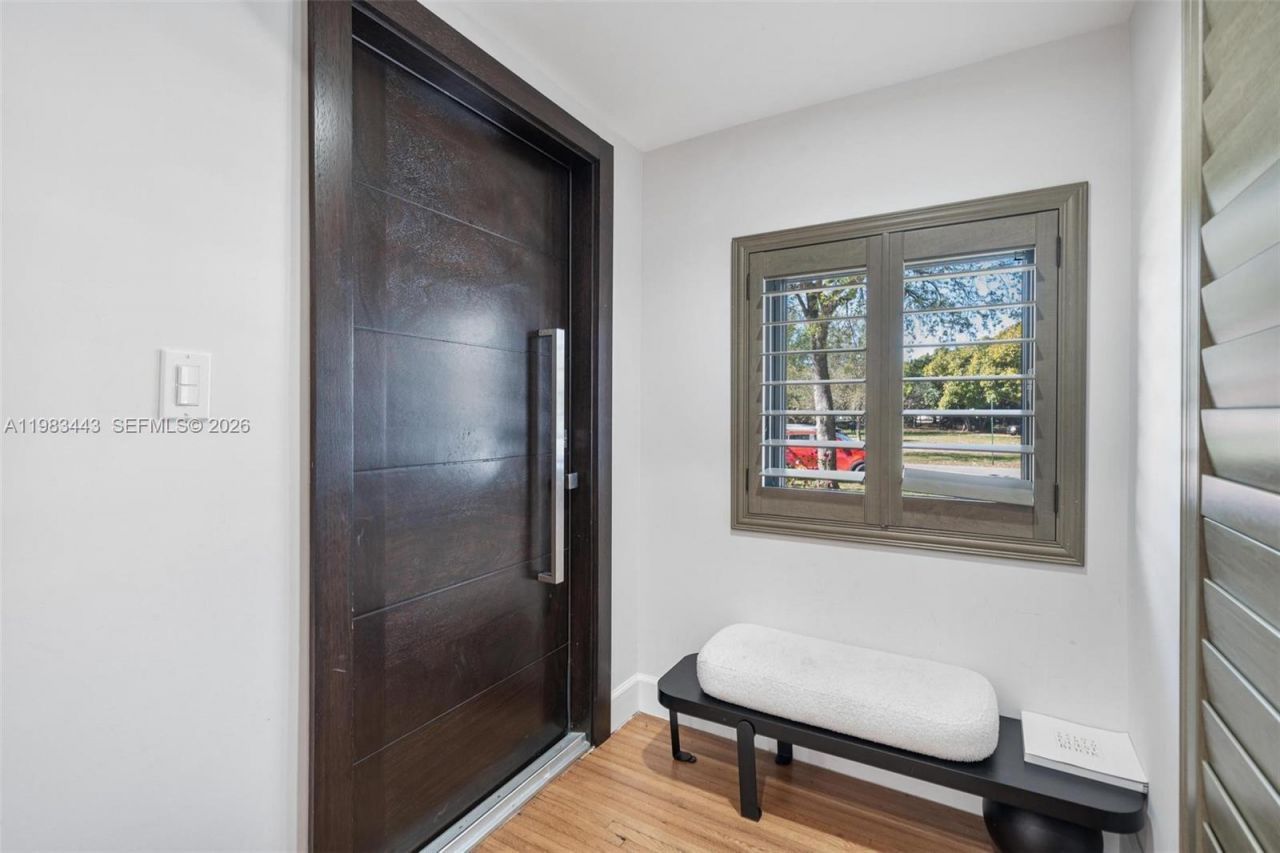 3411 Riviera Dr, Coral Gables, FL 33134 Photo