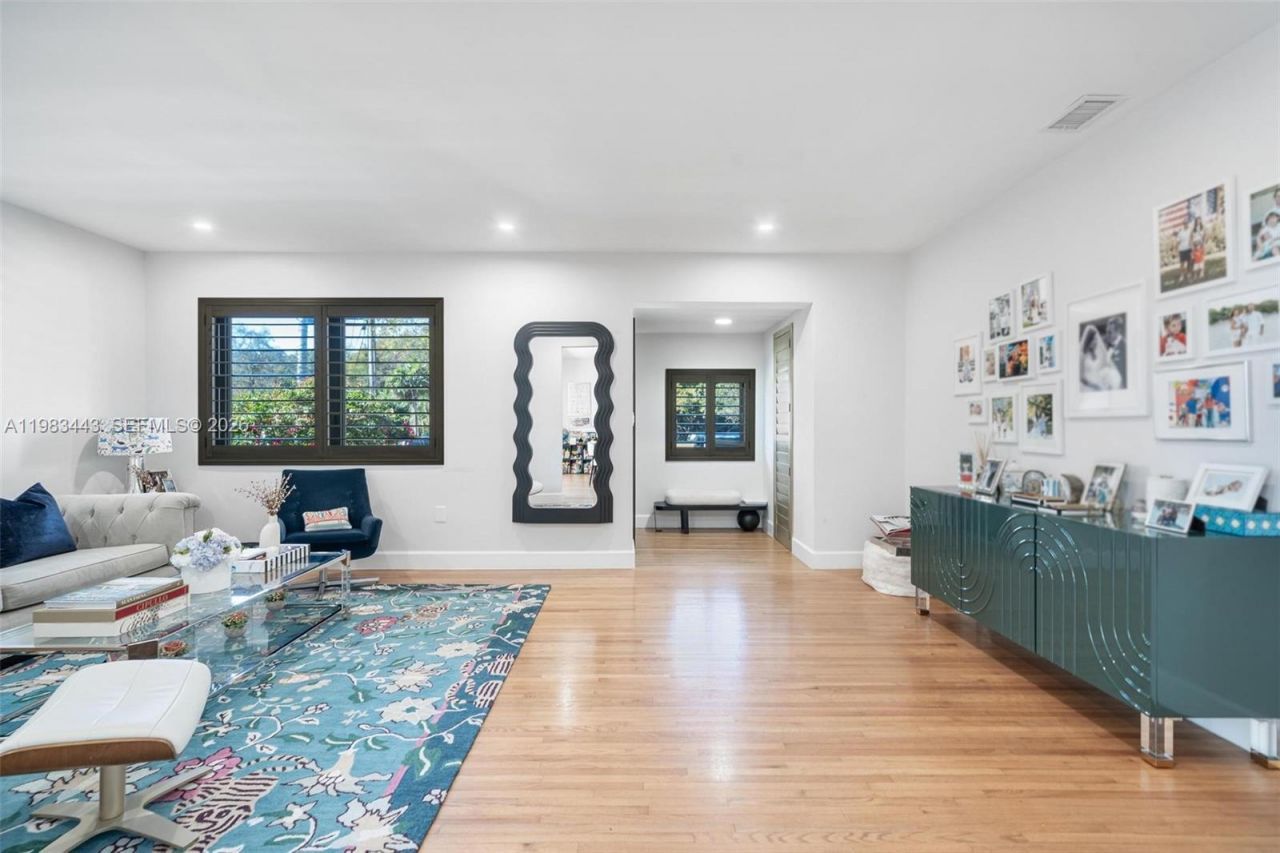 3411 Riviera Dr, Coral Gables, FL 33134 Photo