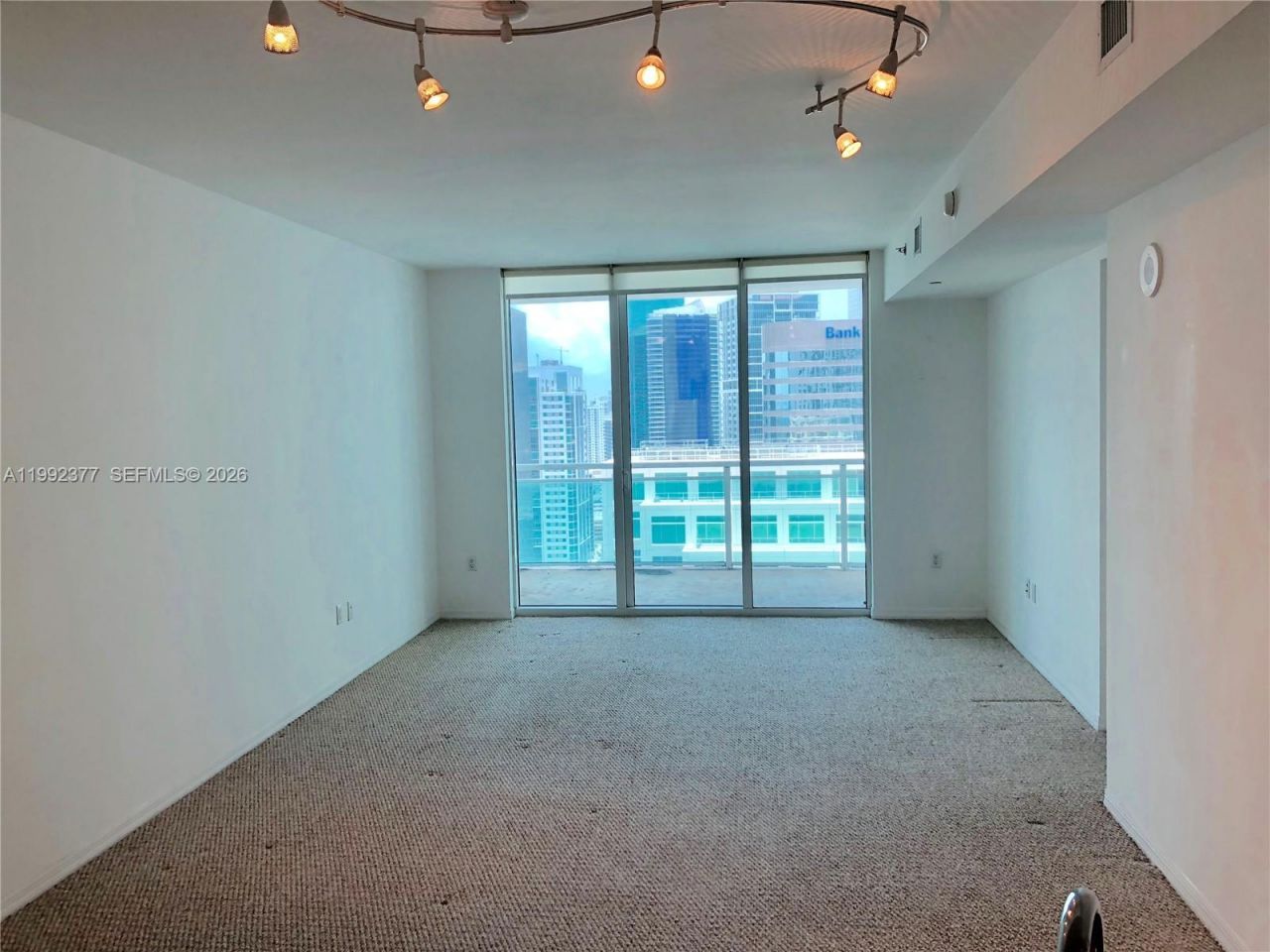 951 Brickell Ave, Unit 3900, Miami, FL 33131 Photo
