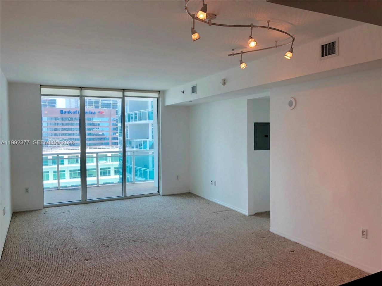 951 Brickell Ave, Unit 3900, Miami, FL 33131 Photo