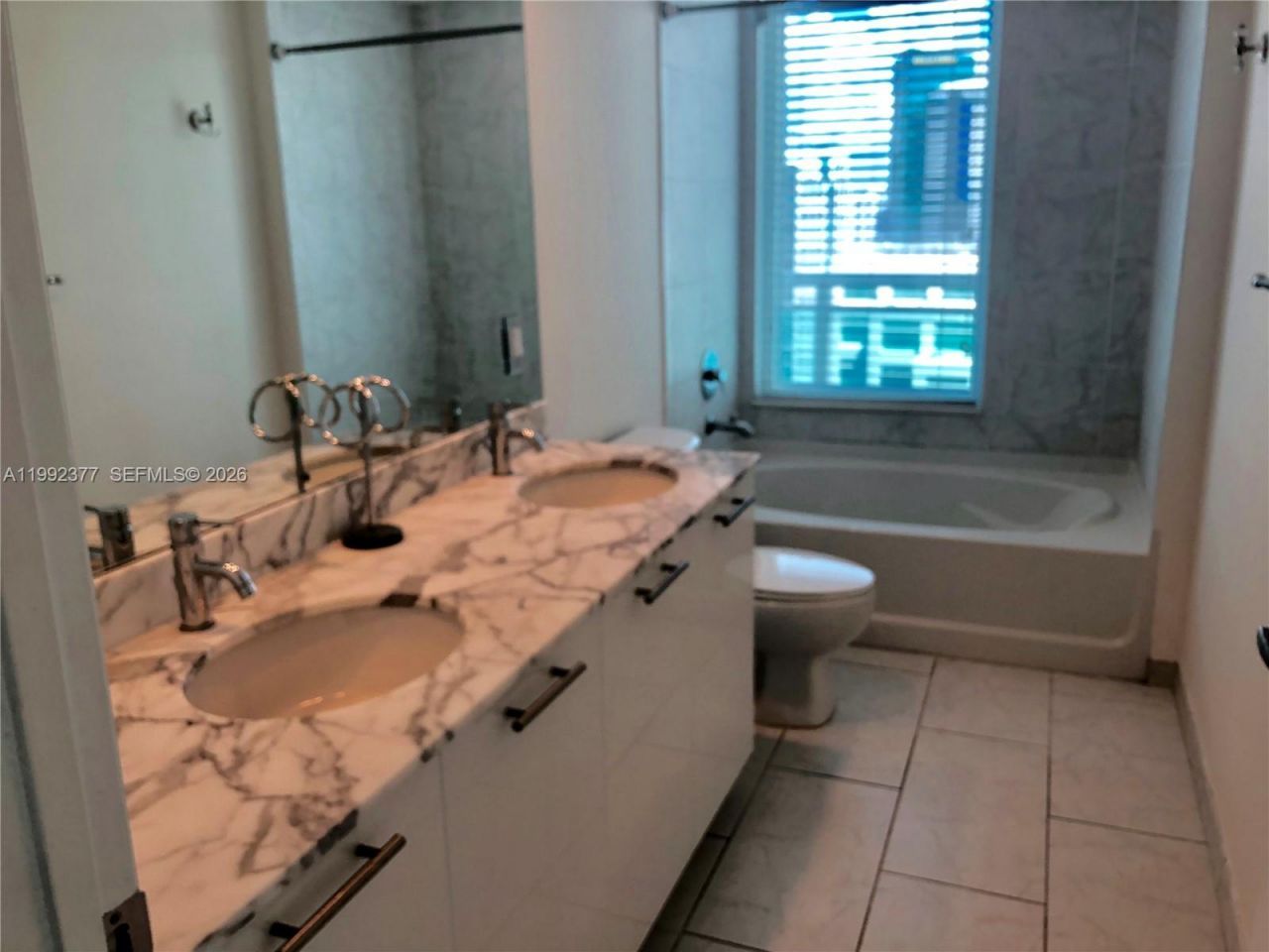 951 Brickell Ave, Unit 3900, Miami, FL 33131 Photo