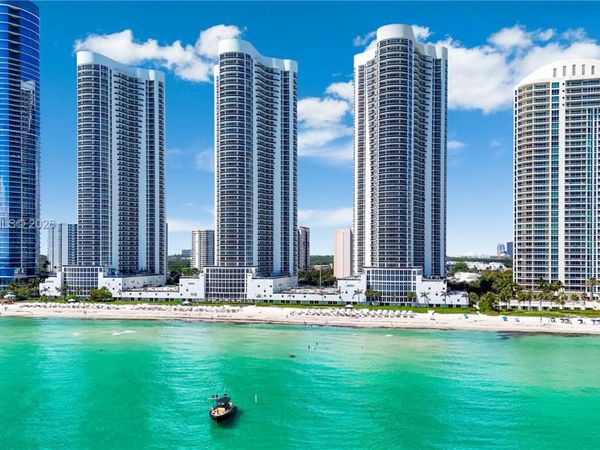 16001 Collins Ave , Unit 4102, Sunny Isles Beach, FL 33160