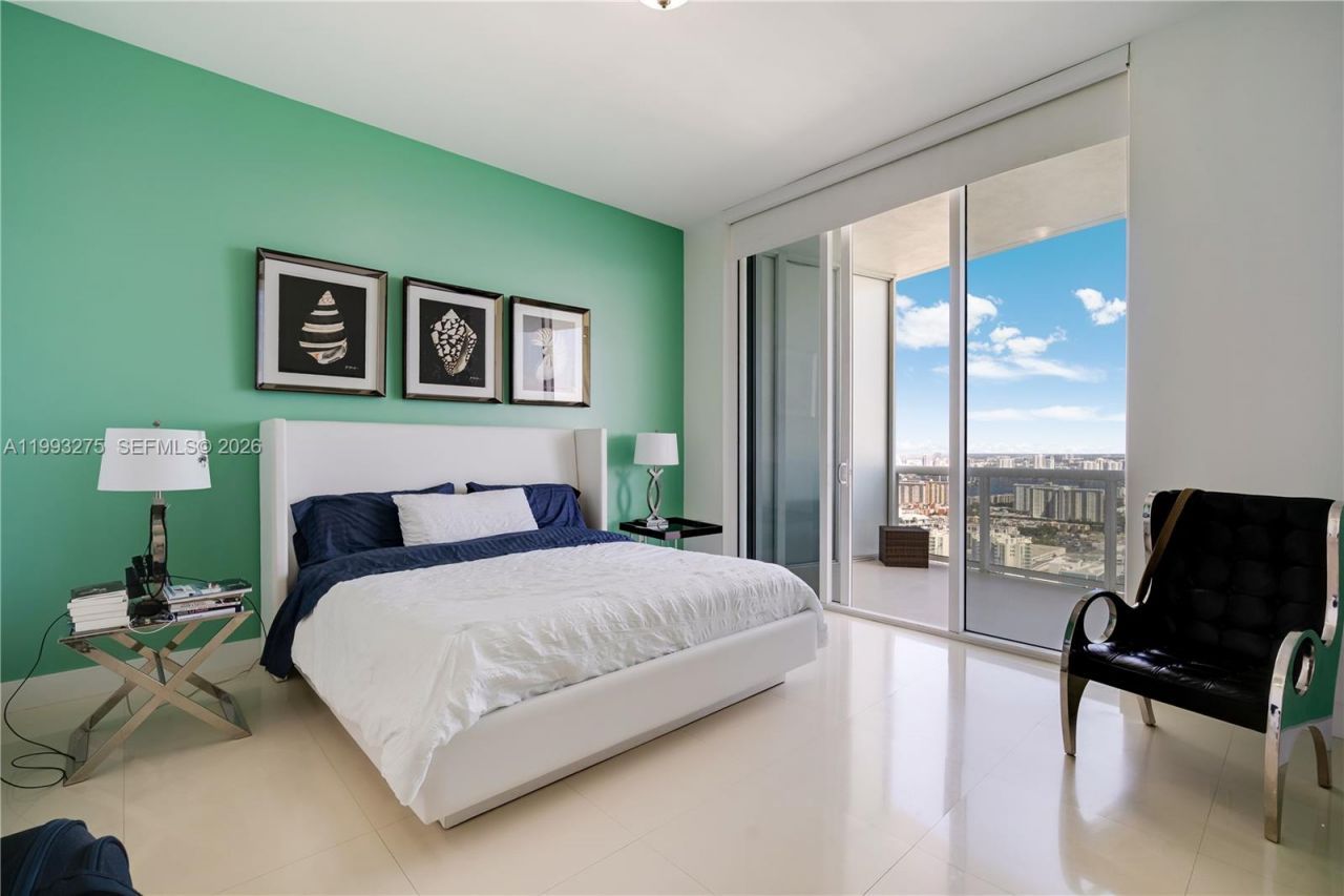 16001 Collins Ave , Unit 4102, Sunny Isles Beach, FL 33160 Photo