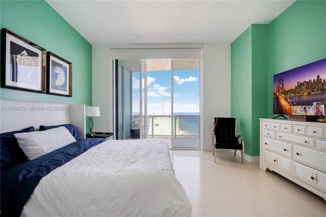 16001 Collins Ave , Unit 4102, Sunny Isles Beach, FL 33160 Photo
