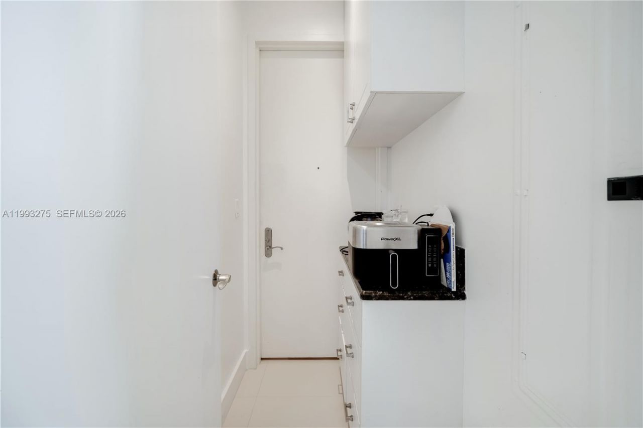 16001 Collins Ave , Unit 4102, Sunny Isles Beach, FL 33160 Photo