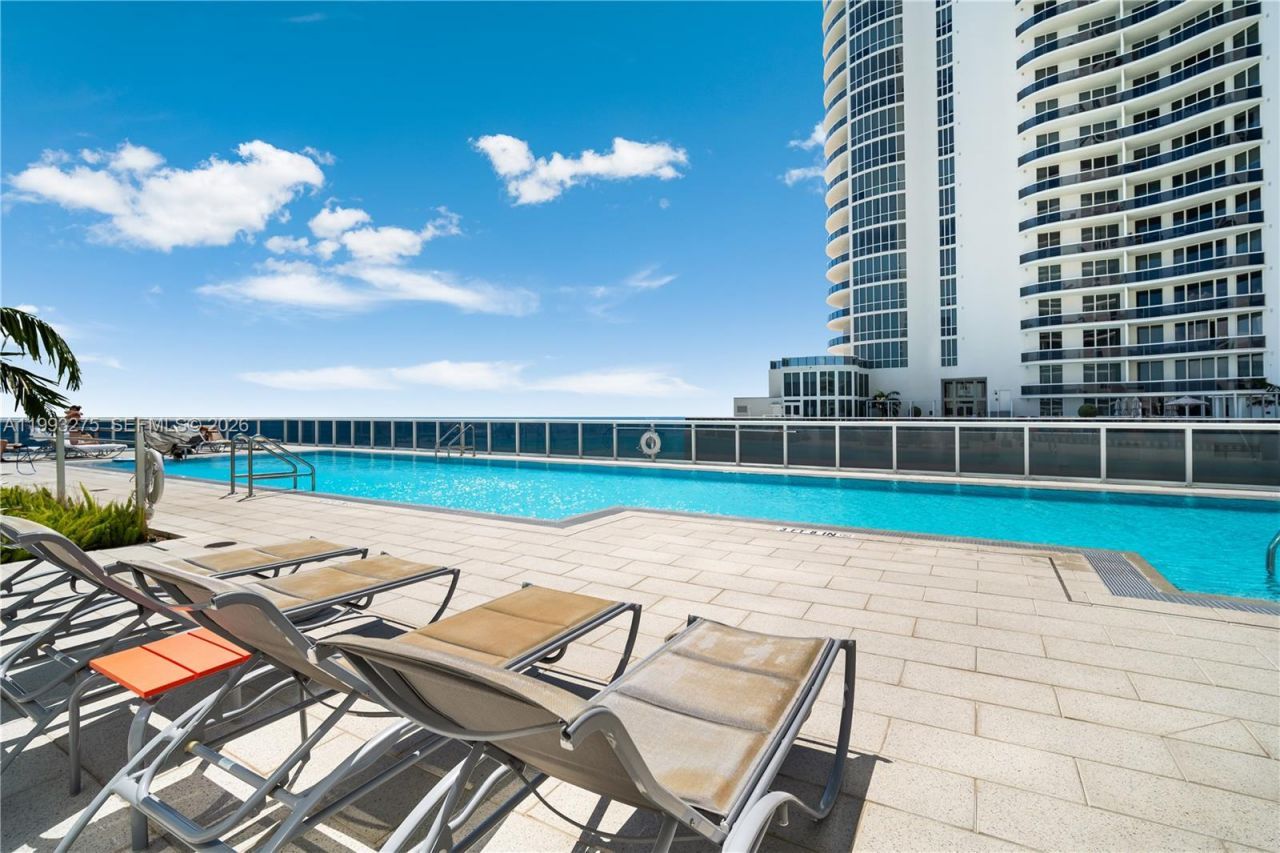 16001 Collins Ave , Unit 4102, Sunny Isles Beach, FL 33160 Photo