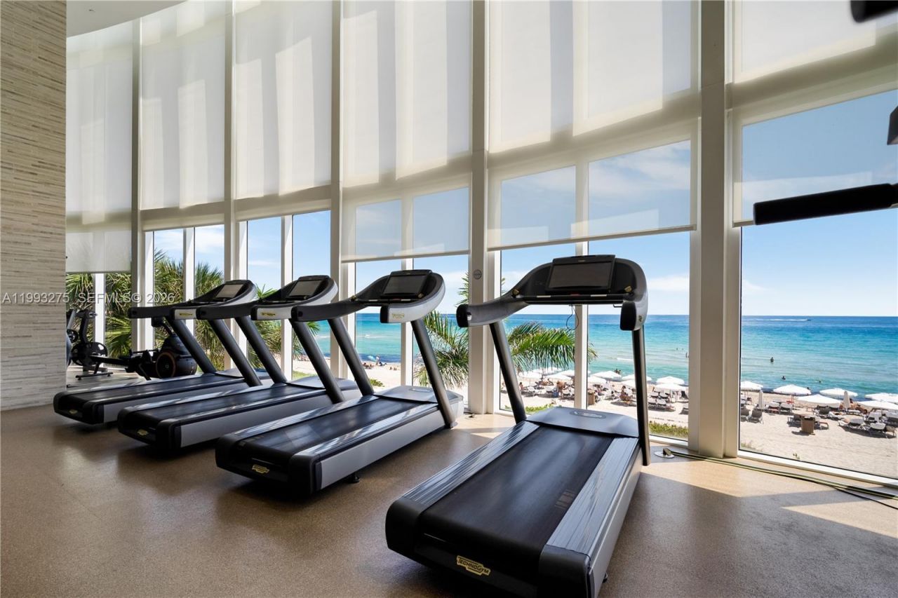 16001 Collins Ave , Unit 4102, Sunny Isles Beach, FL 33160 Photo