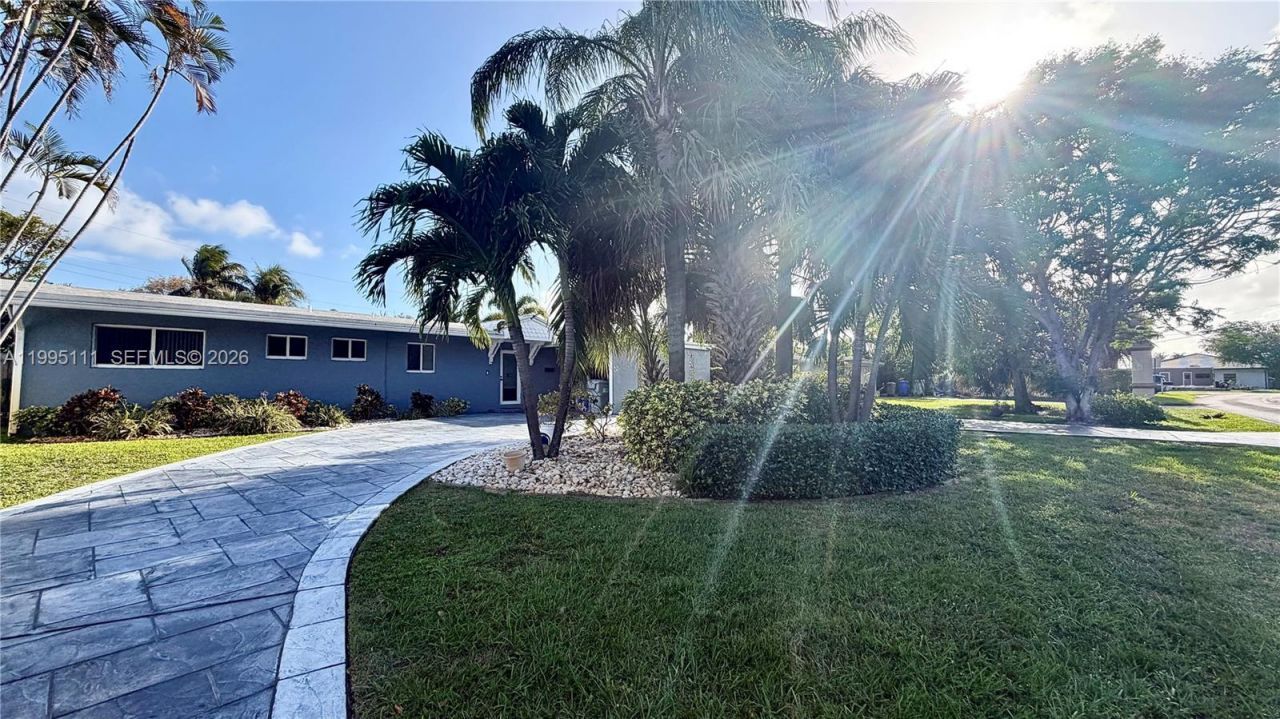 2320 NE 13th St, Pompano Beach, FL 33062 Photo