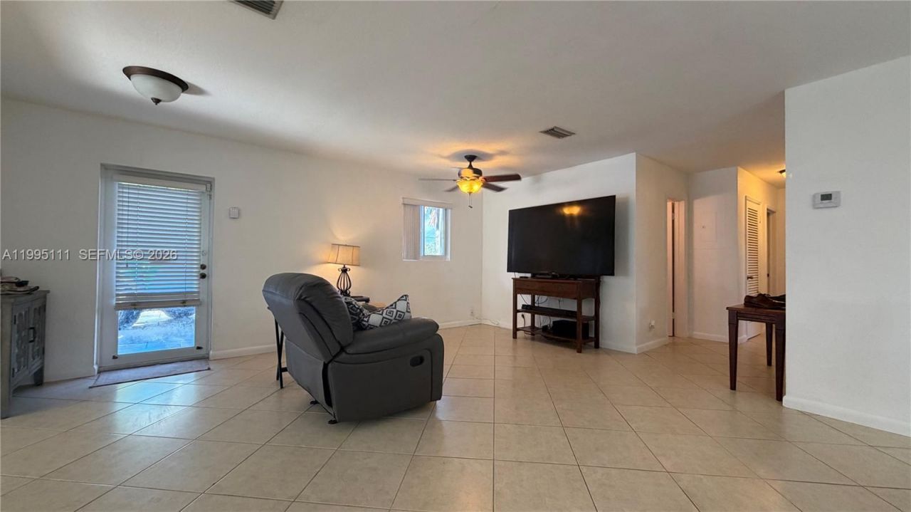 2320 NE 13th St, Pompano Beach, FL 33062 Photo