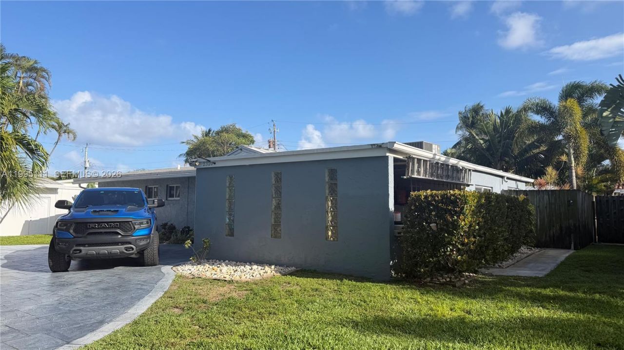 2320 NE 13th St, Pompano Beach, FL 33062 Photo