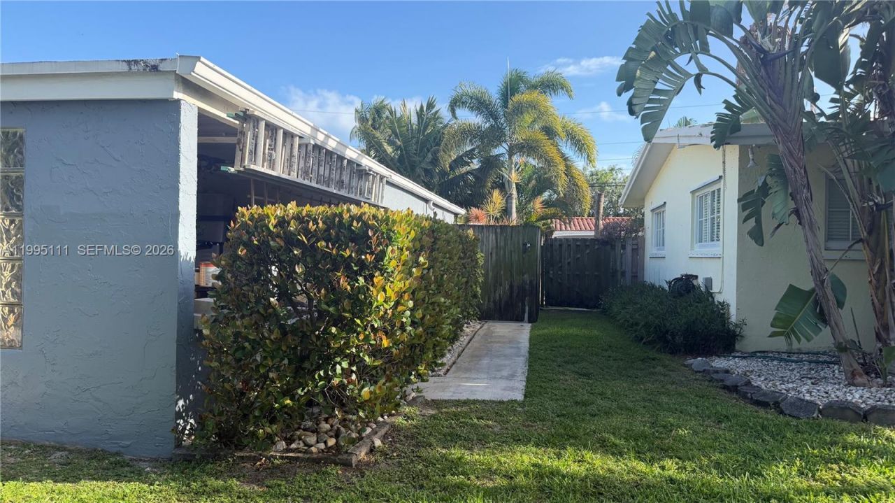 2320 NE 13th St, Pompano Beach, FL 33062 Photo