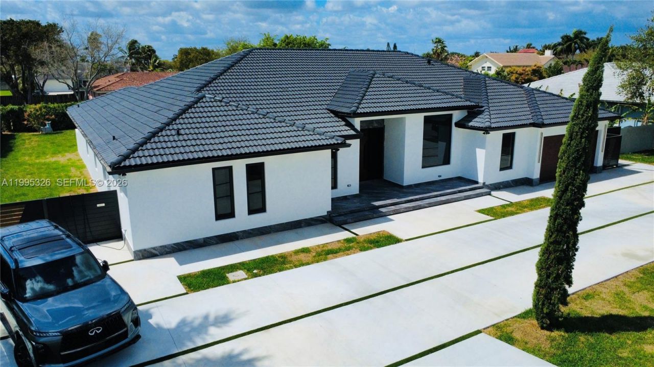 19880 SW 134th Ave, Miami, FL 33177 Photo