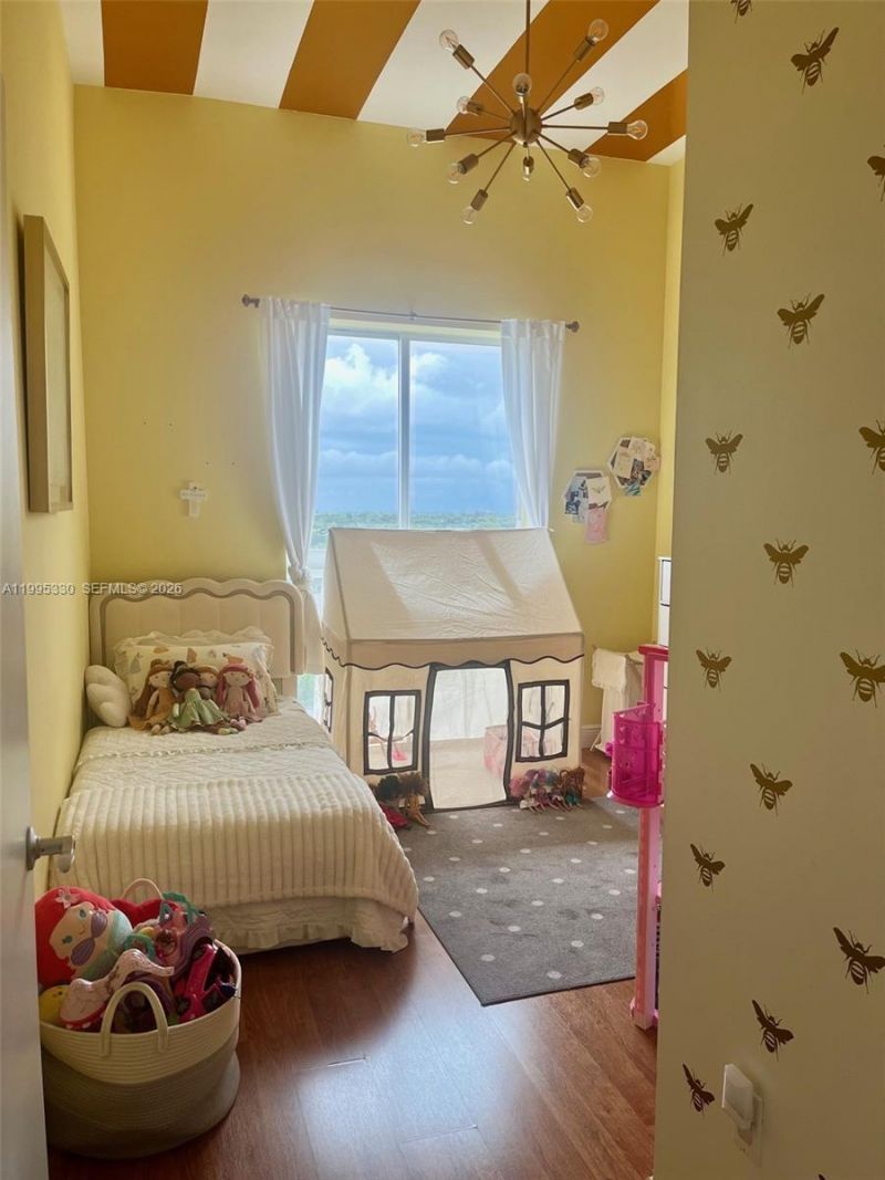 7280 SW 90th St , Unit 707, Miami, FL 33156 Photo