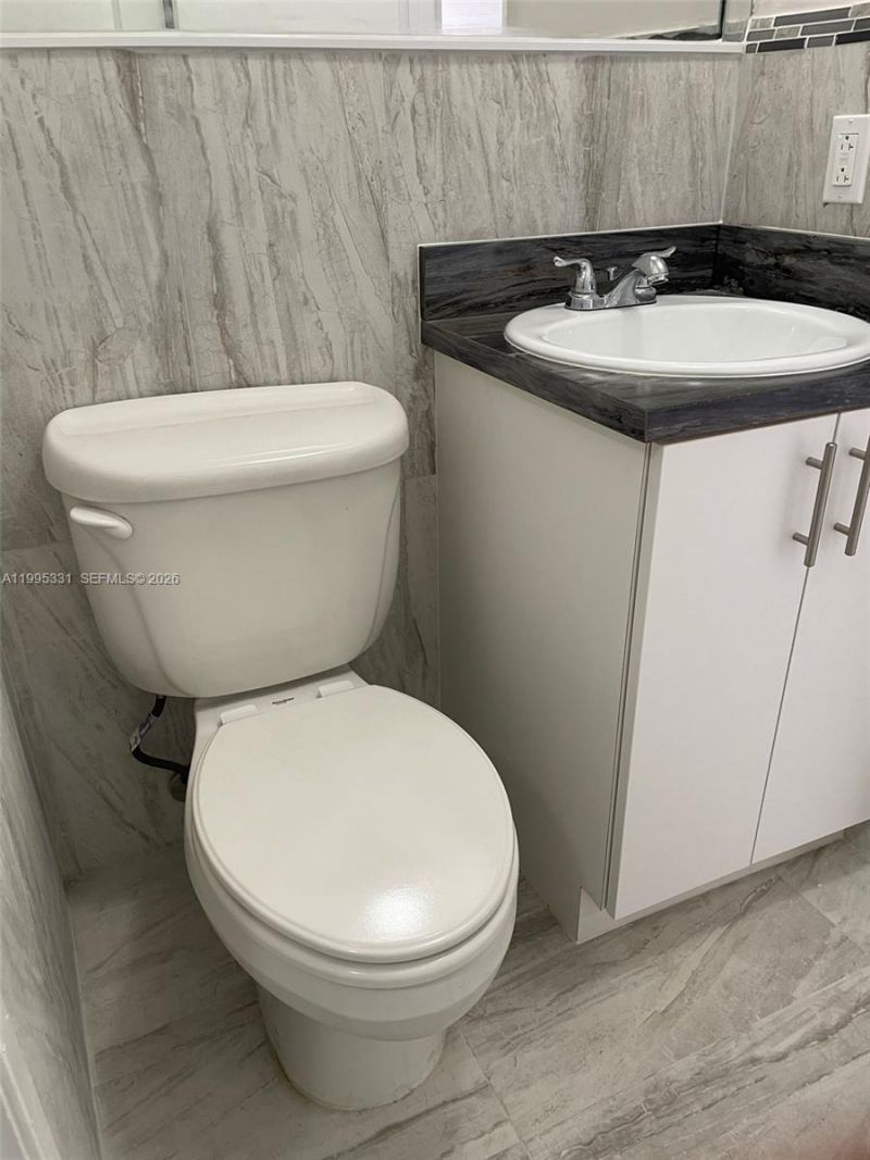 6011 W 24th Ave , Unit A-201, Hialeah, FL 33016 Photo