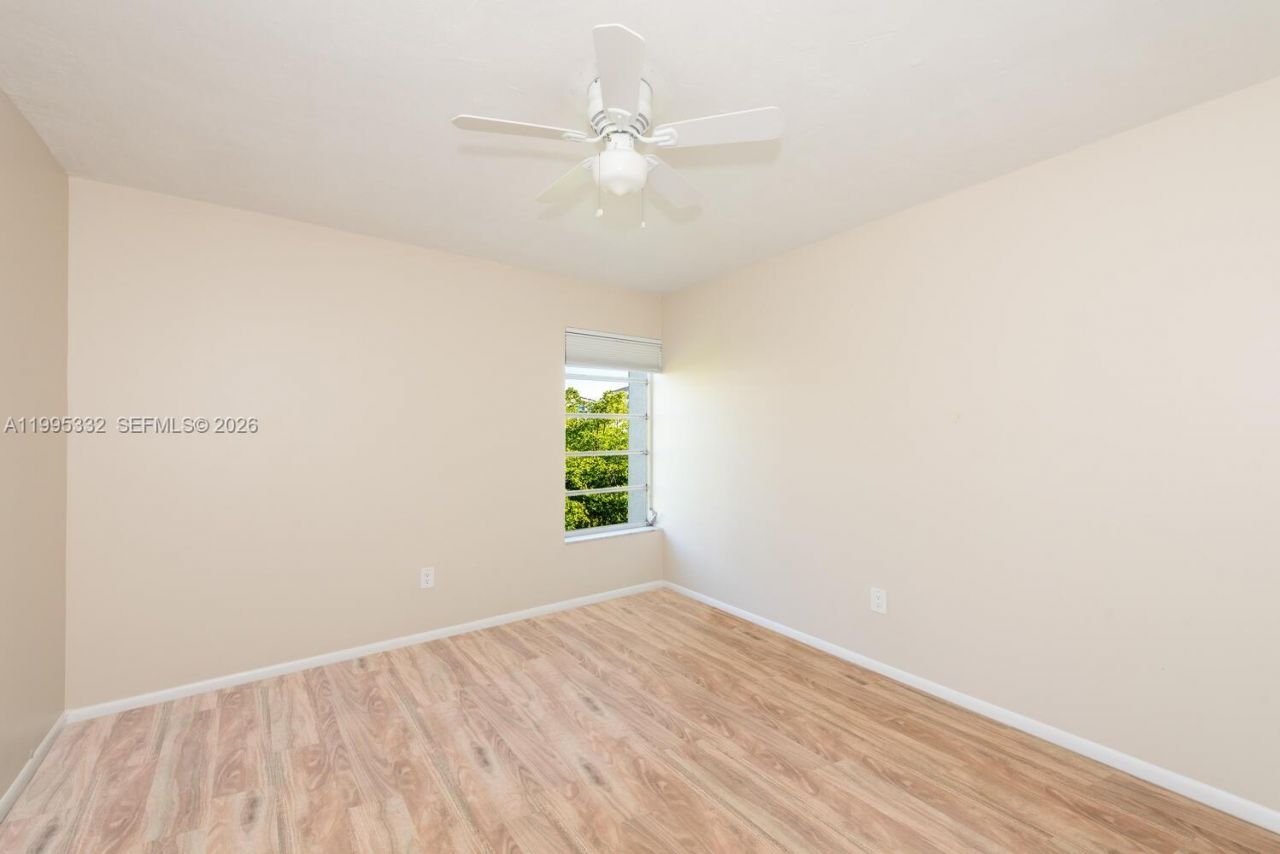 5838 SW 74th Ter, Unit 314, South Miami, FL 33143 Photo