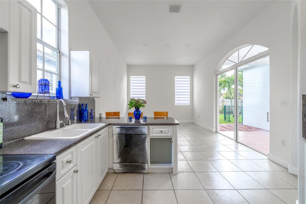 3551 SW 152nd Pass, Miami, FL 33185 Photo