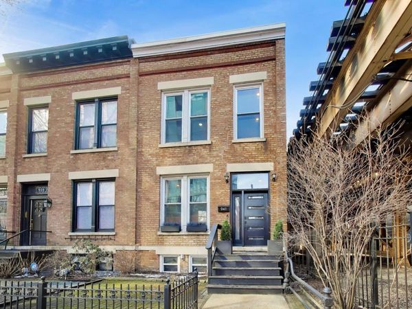 941 W Altgeld Street, Chicago, IL 60614