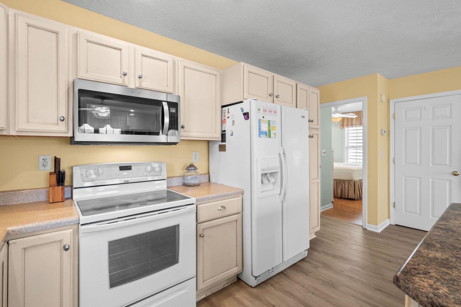 6001 - 5408 S Kings Hwy. Photo 24