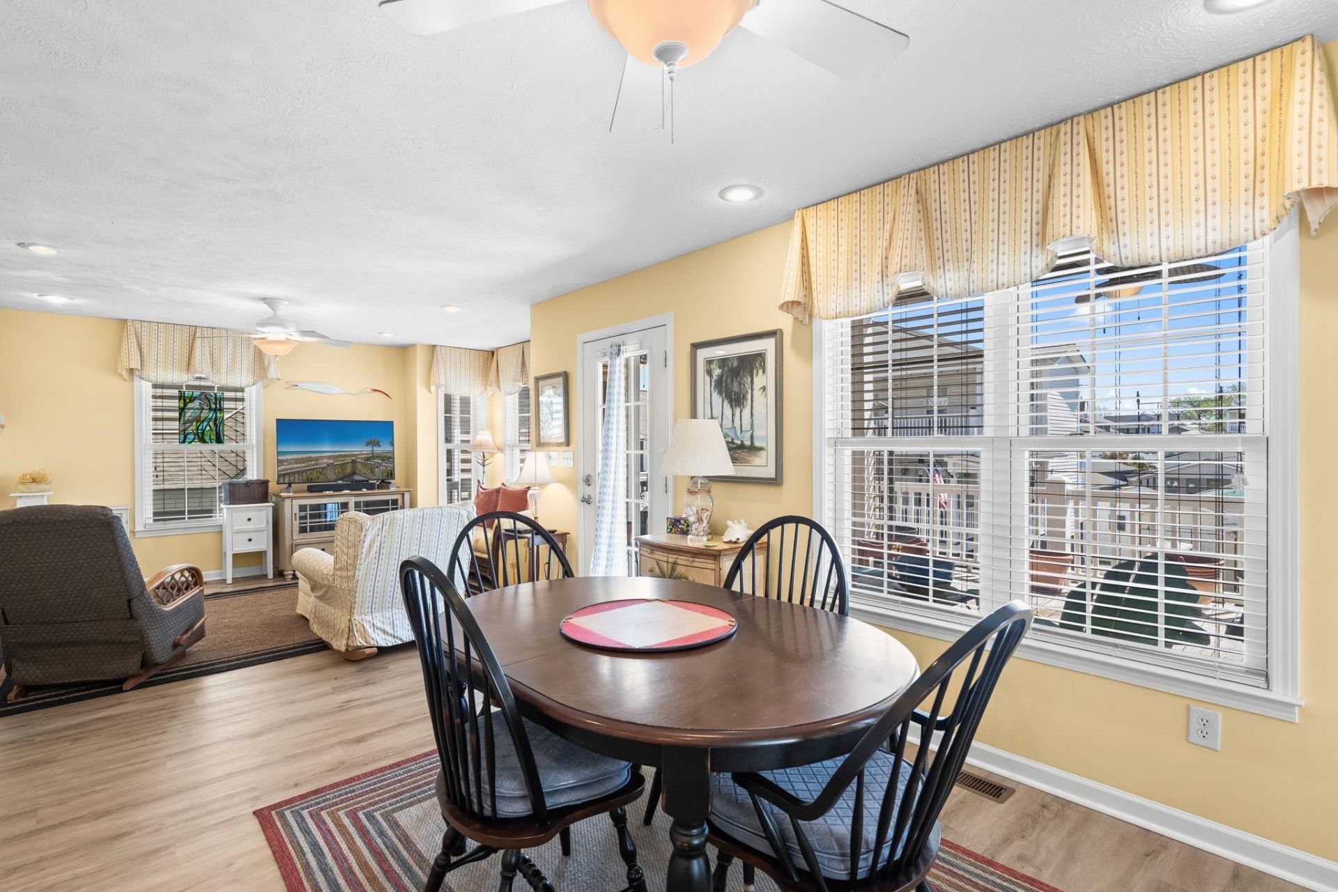 6001 - 5408 S Kings Hwy. Photo 27