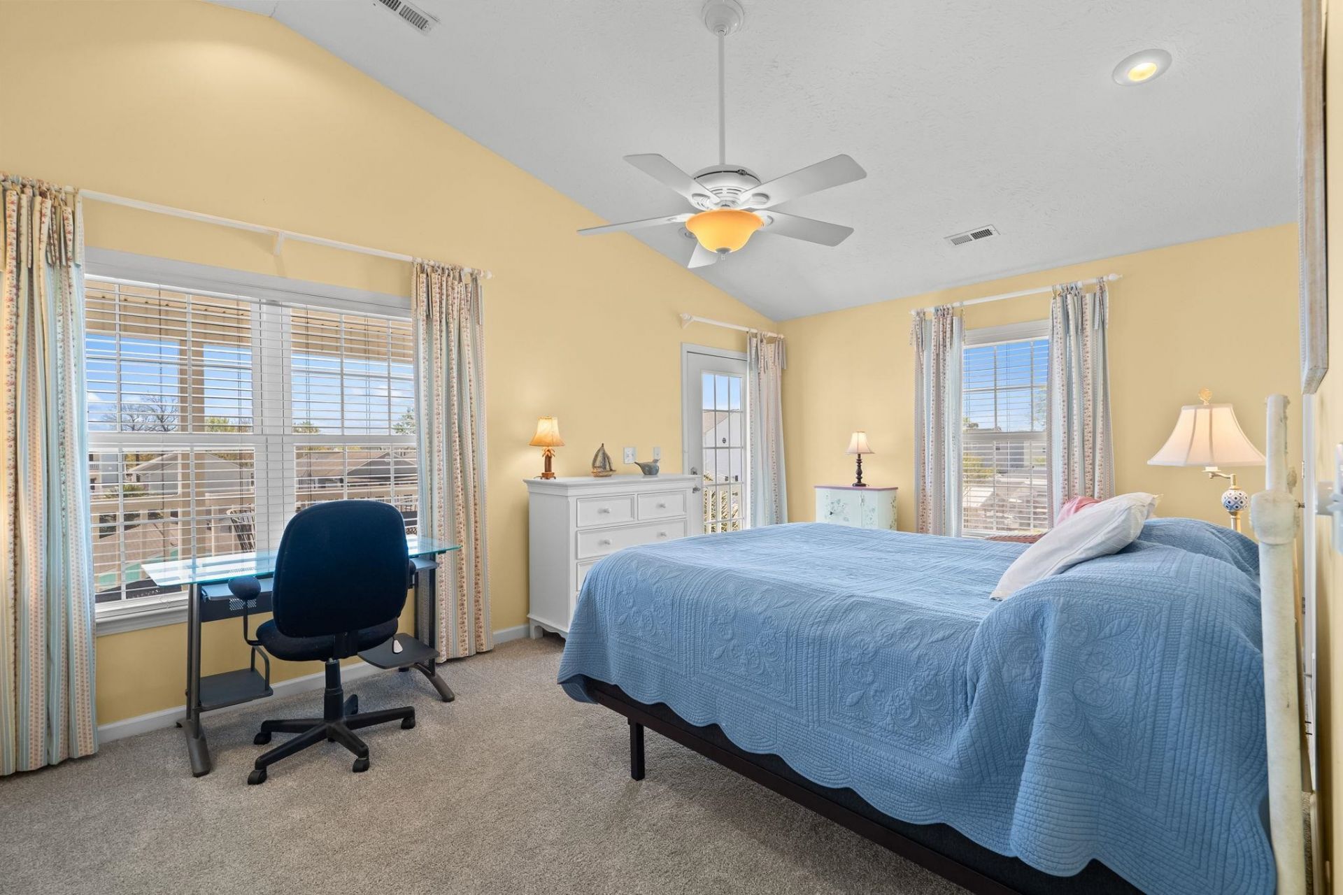 6001 - 5408 S Kings Hwy. Photo 32