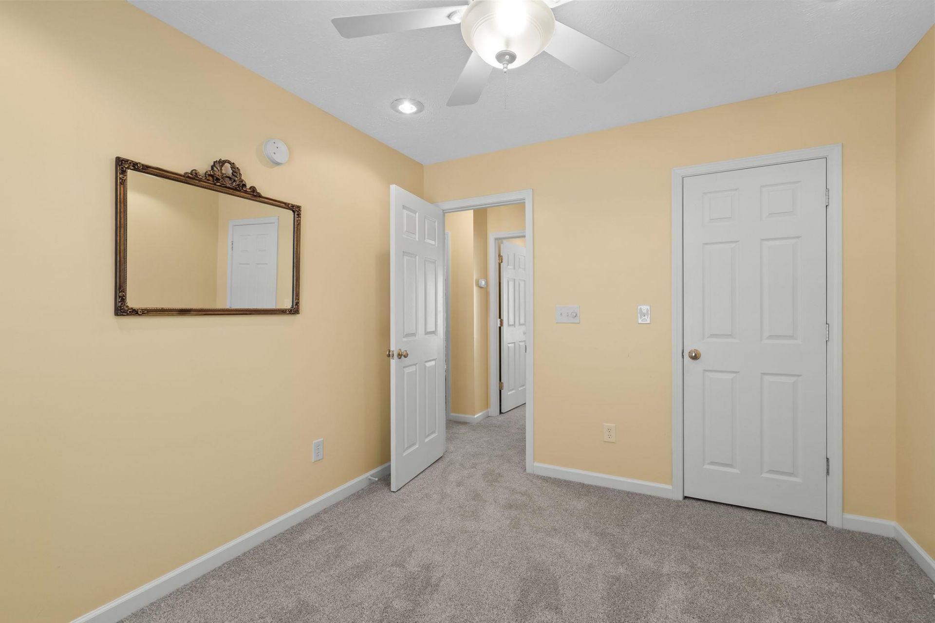 6001 - 5408 S Kings Hwy. Photo 46