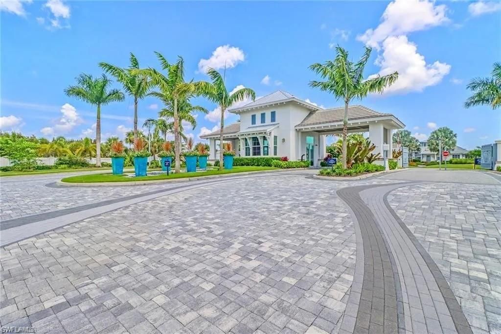 9175 Cayman Dr , Naples, FL 34114 Photo