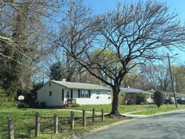 55 SAINT JOHN DRIVE, WILMINGTON, DE 19808