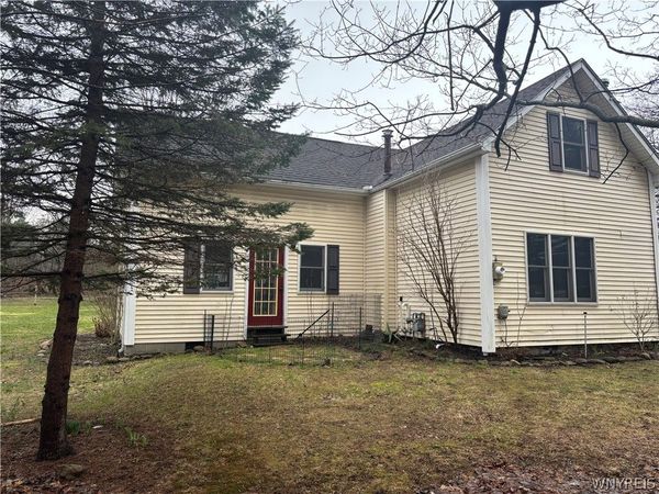 1438 Sandridge Road, Alden, NY 14004