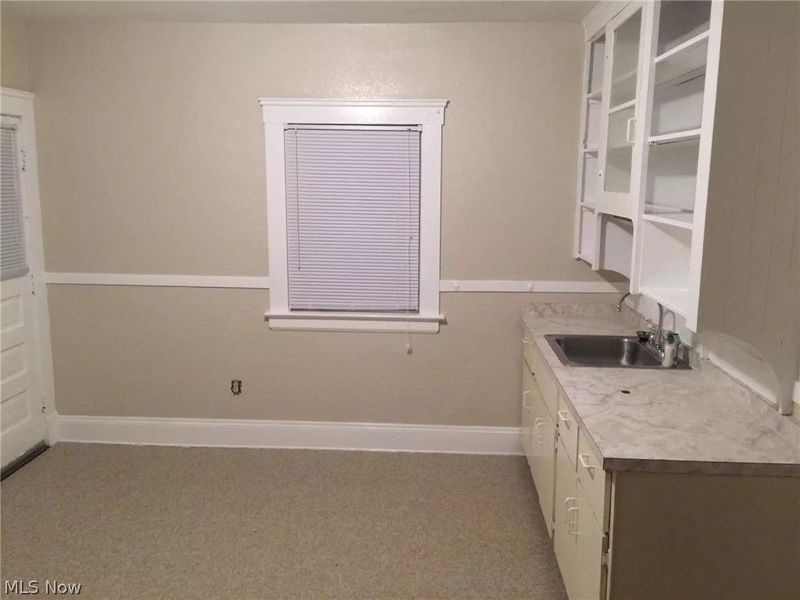 3069 W 105th Street , Cleveland, OH 44111 Photo 4