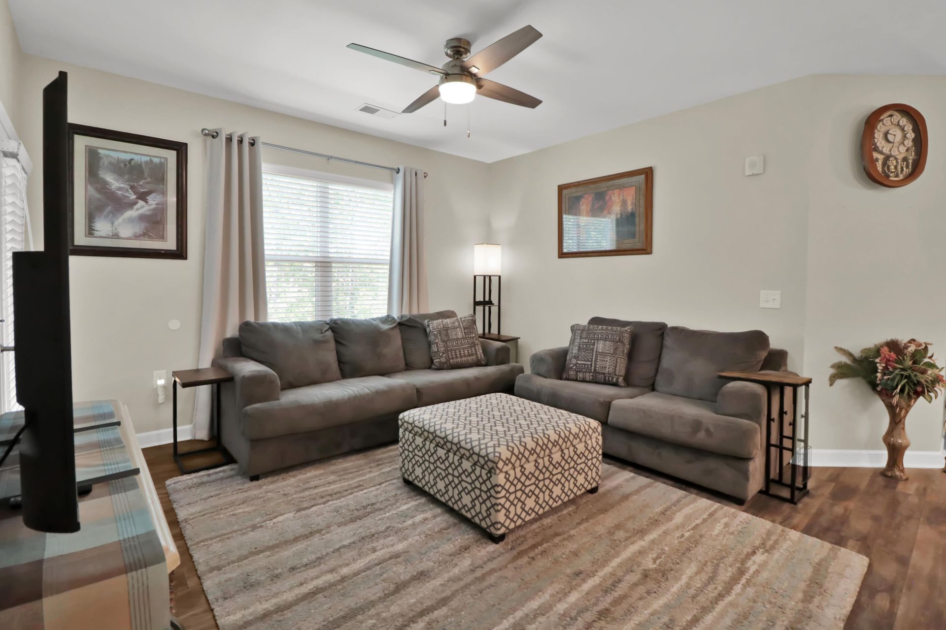 7403 Bowen Corner Avenue Photo 13