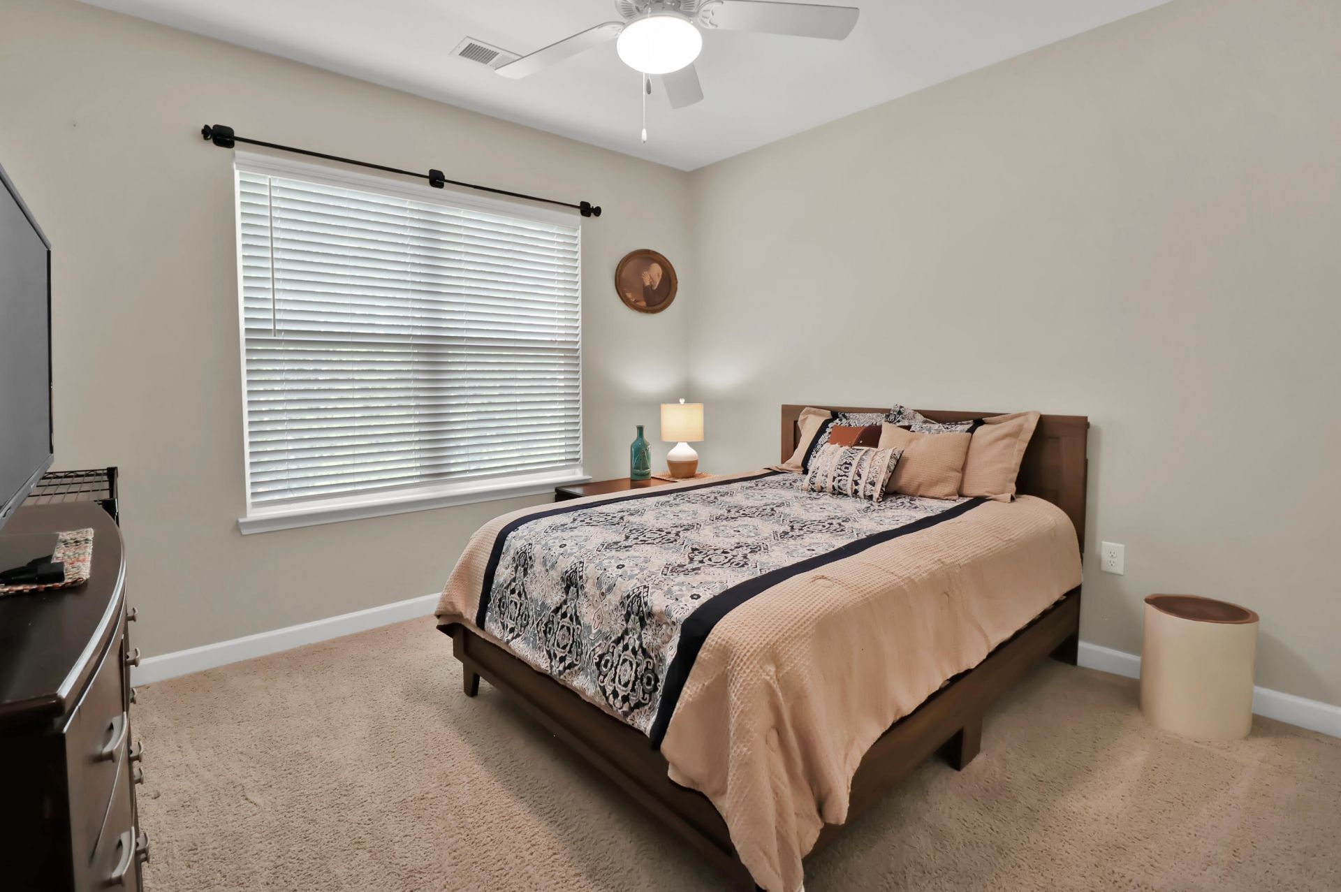 7403 Bowen Corner Avenue Photo 23