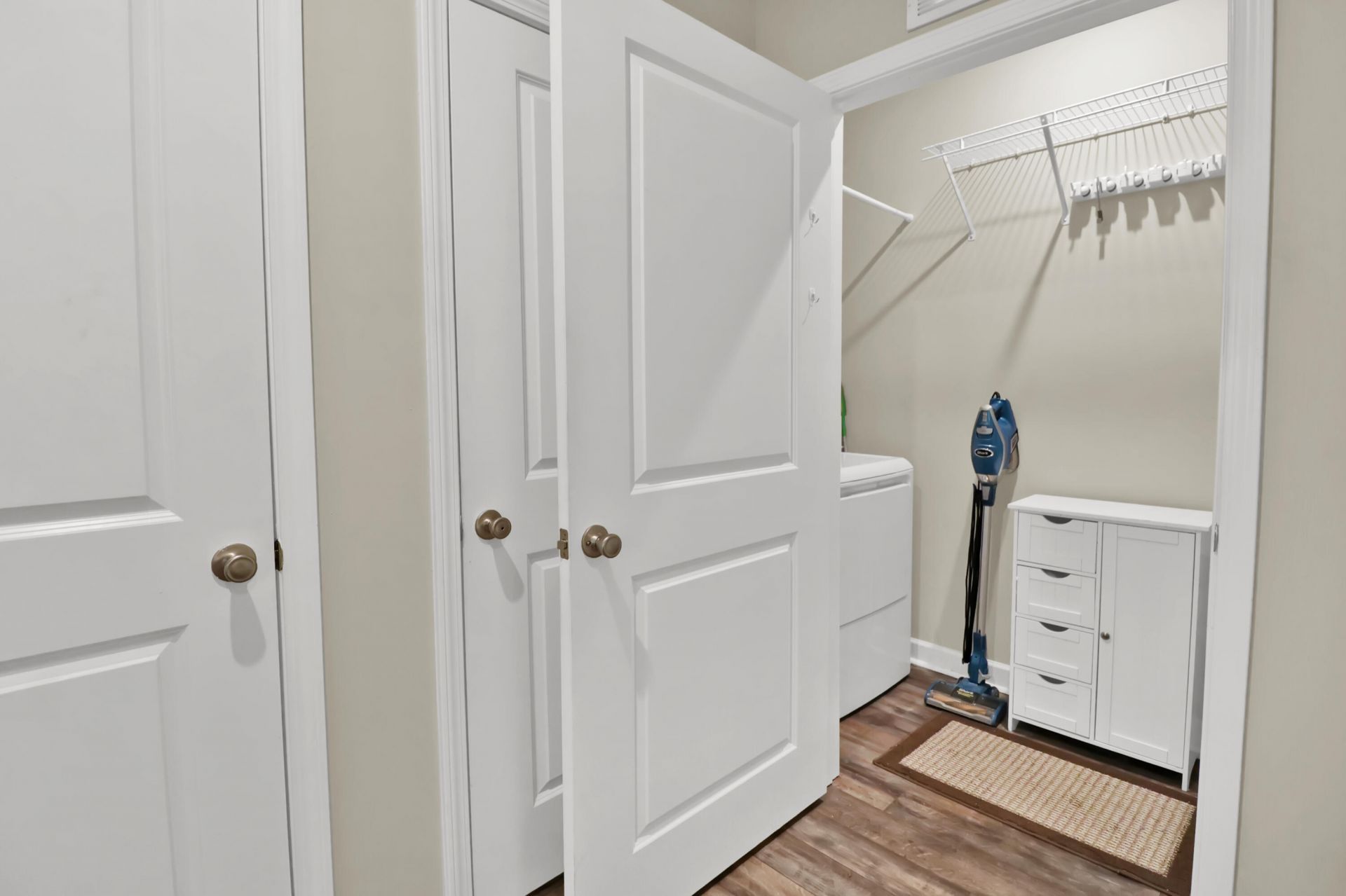 7403 Bowen Corner Avenue Photo 29