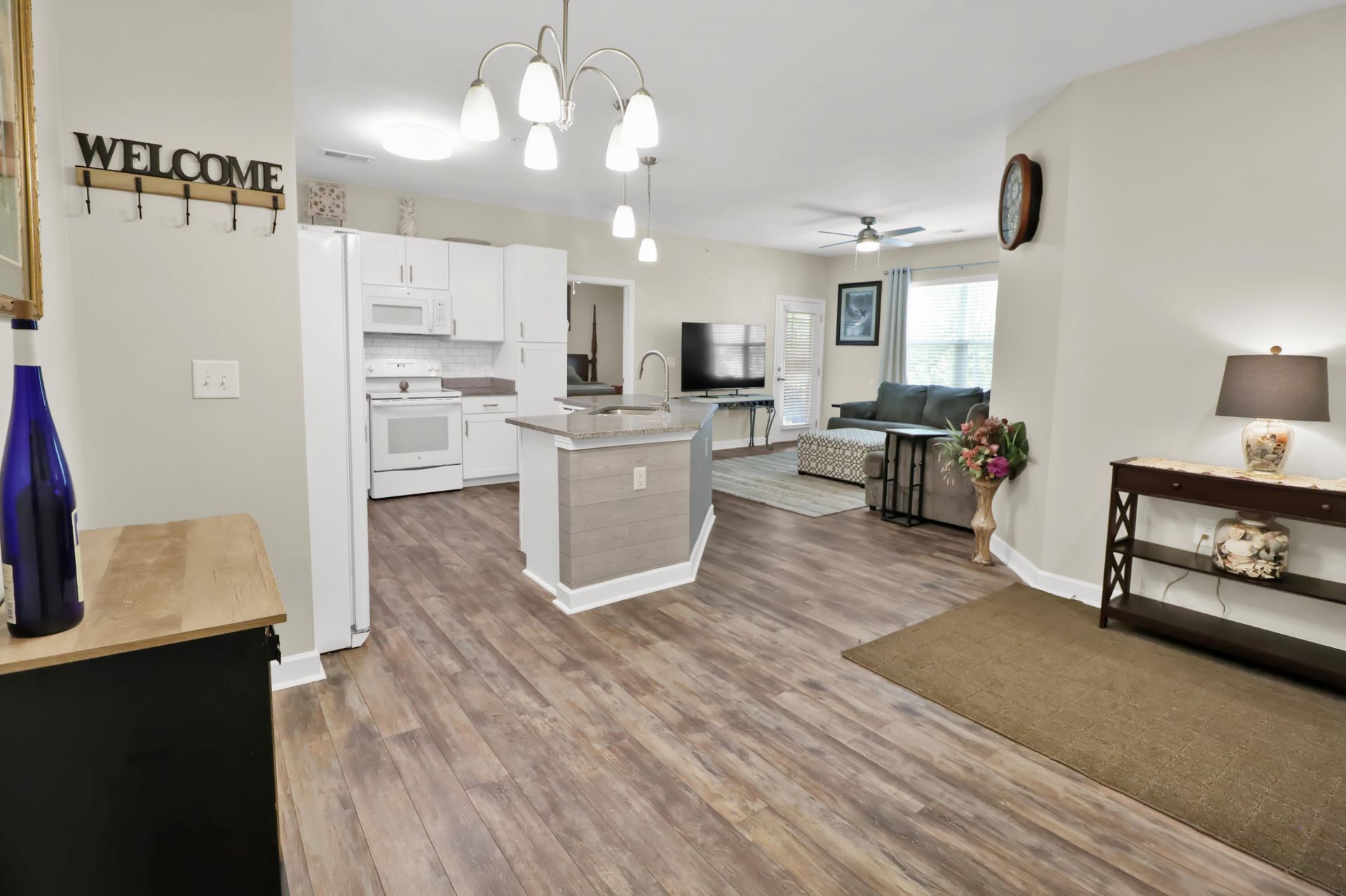 7403 Bowen Corner Avenue Photo 8