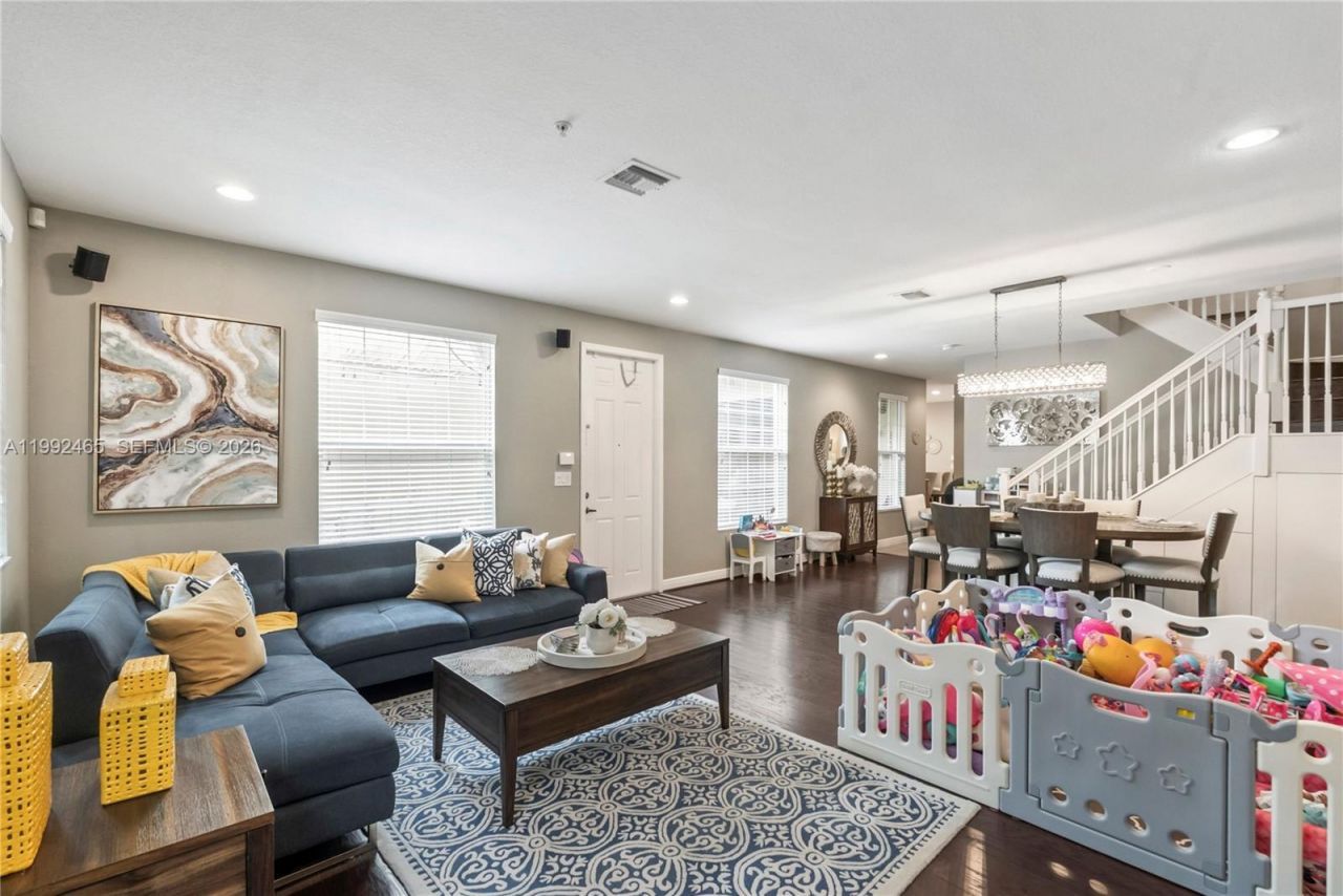 14721 SW 13th St , Pembroke Pines, FL 33027 Photo