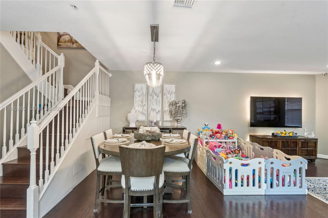 14721 SW 13th St , Pembroke Pines, FL 33027 Photo