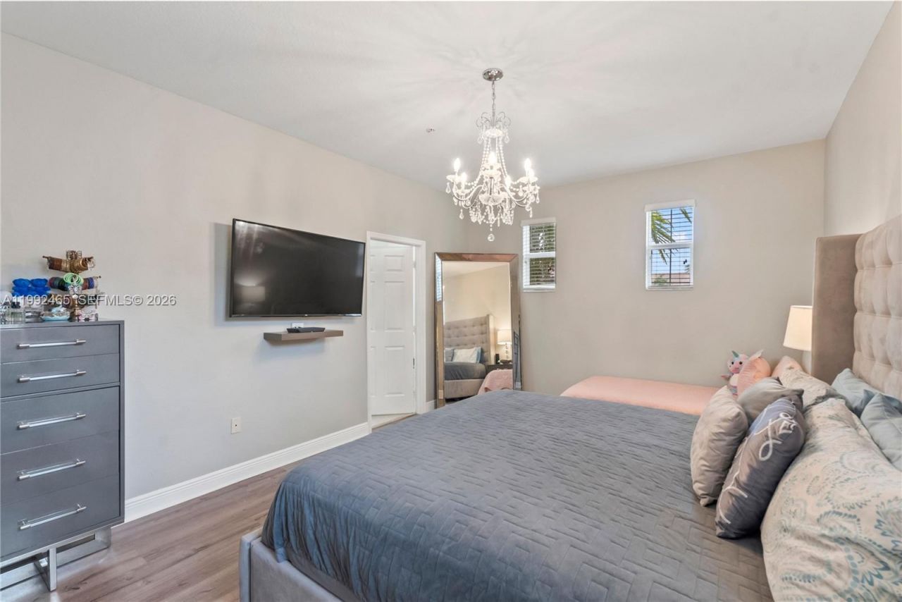 14721 SW 13th St , Pembroke Pines, FL 33027 Photo