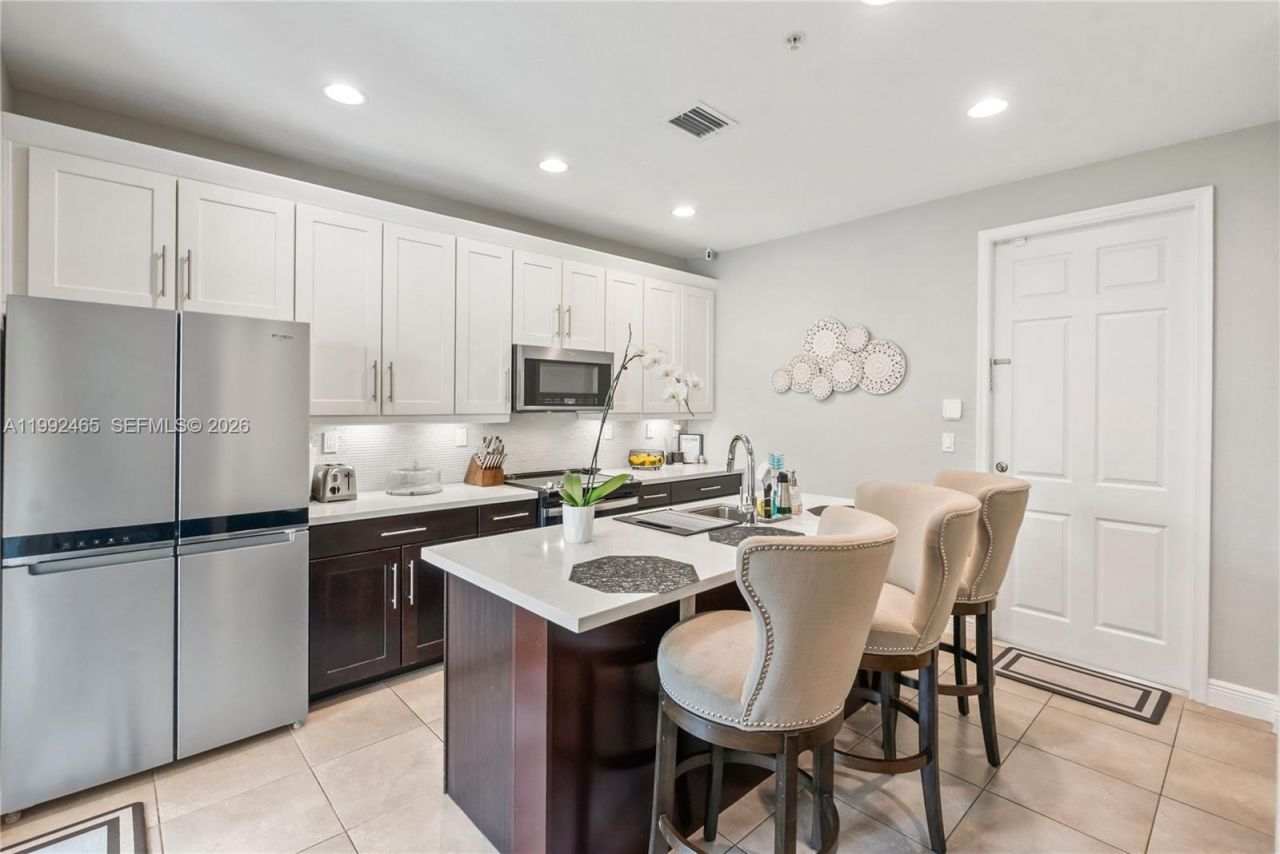 14721 SW 13th St , Pembroke Pines, FL 33027 Photo