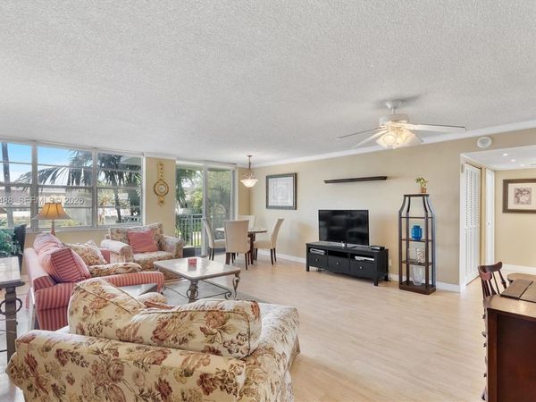 2100 Sans Souci Blvd , Unit B111, North Miami, FL 33181