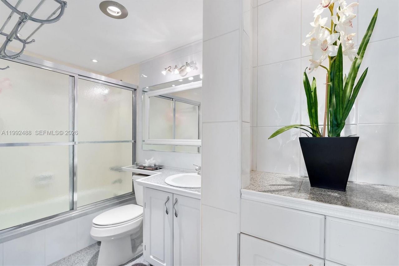 2100 Sans Souci Blvd , Unit B111, North Miami, FL 33181 Photo