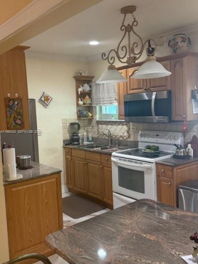 16300 NW 21st Ave, Miami Gardens, FL 33054 Photo