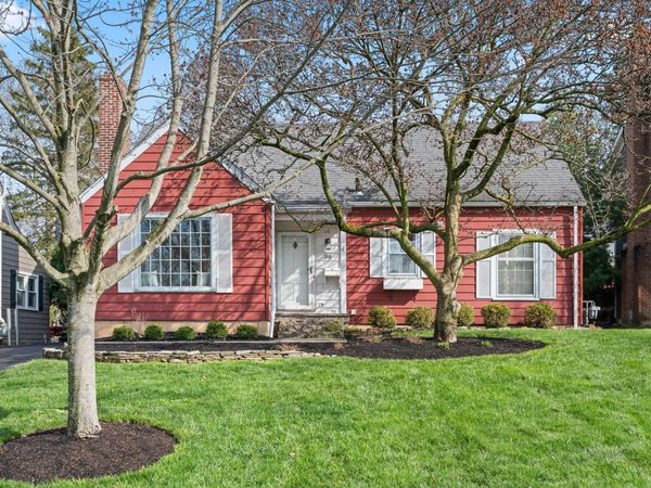 94 W Riverglen Drive , Columbus, OH 43085